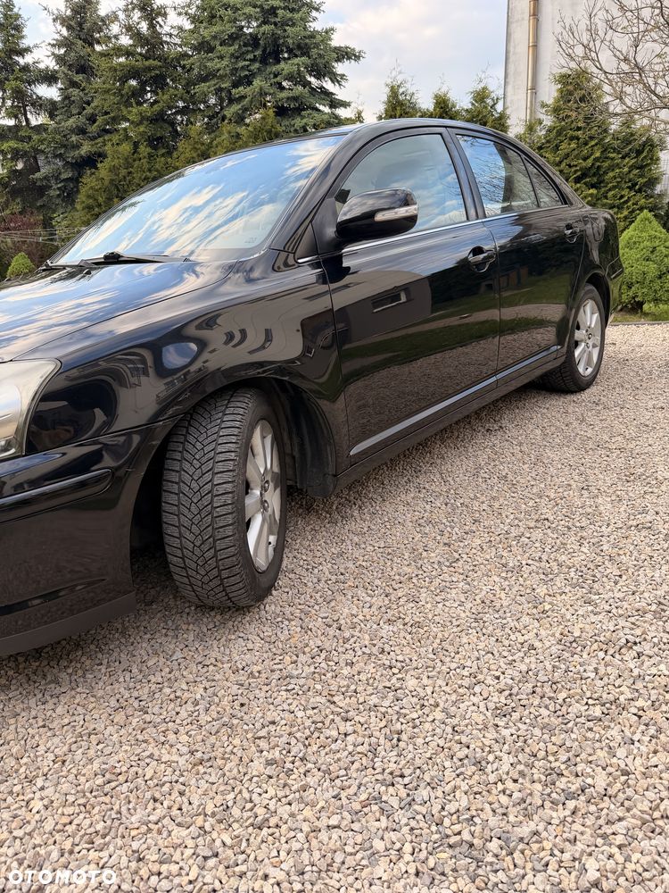 Toyota Avensis - 3