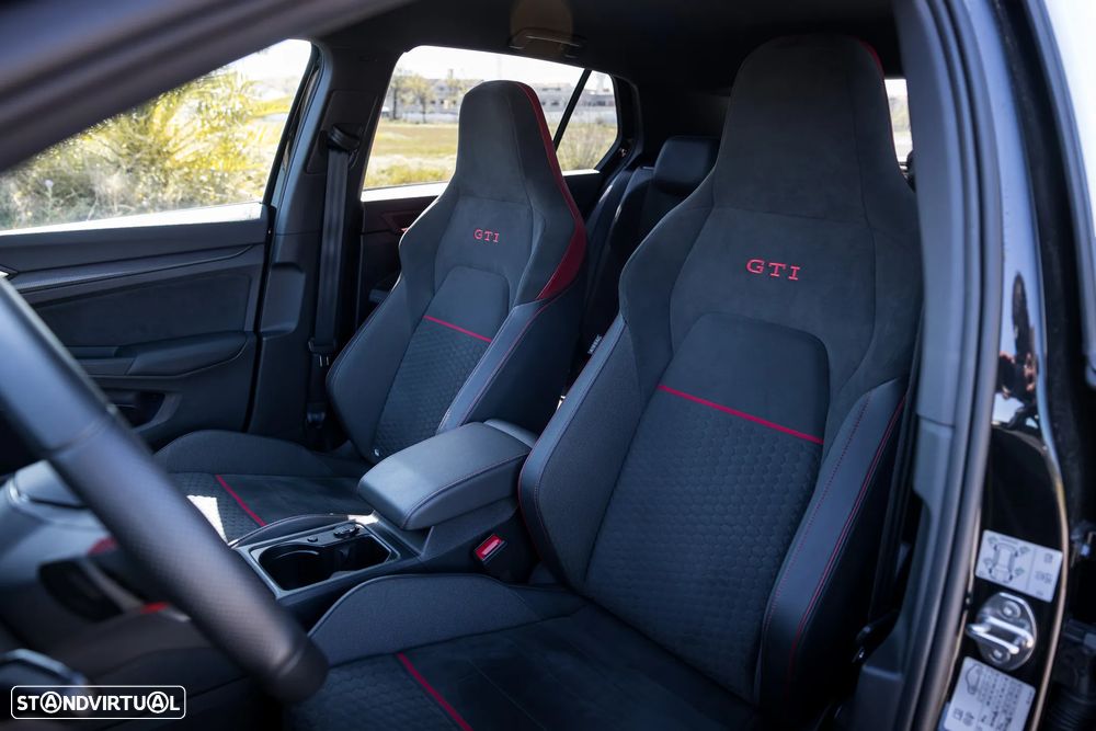 VW Golf 2.0 TSI OPF DSG GTI Clubsport - 23