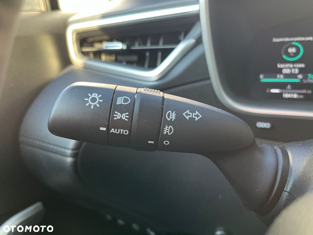 Toyota Corolla Cross 2.0 Hybrid Executive - 27