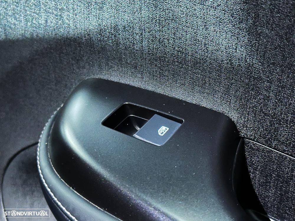 BYD Dolphin 60.4 kWh Comfort - 33