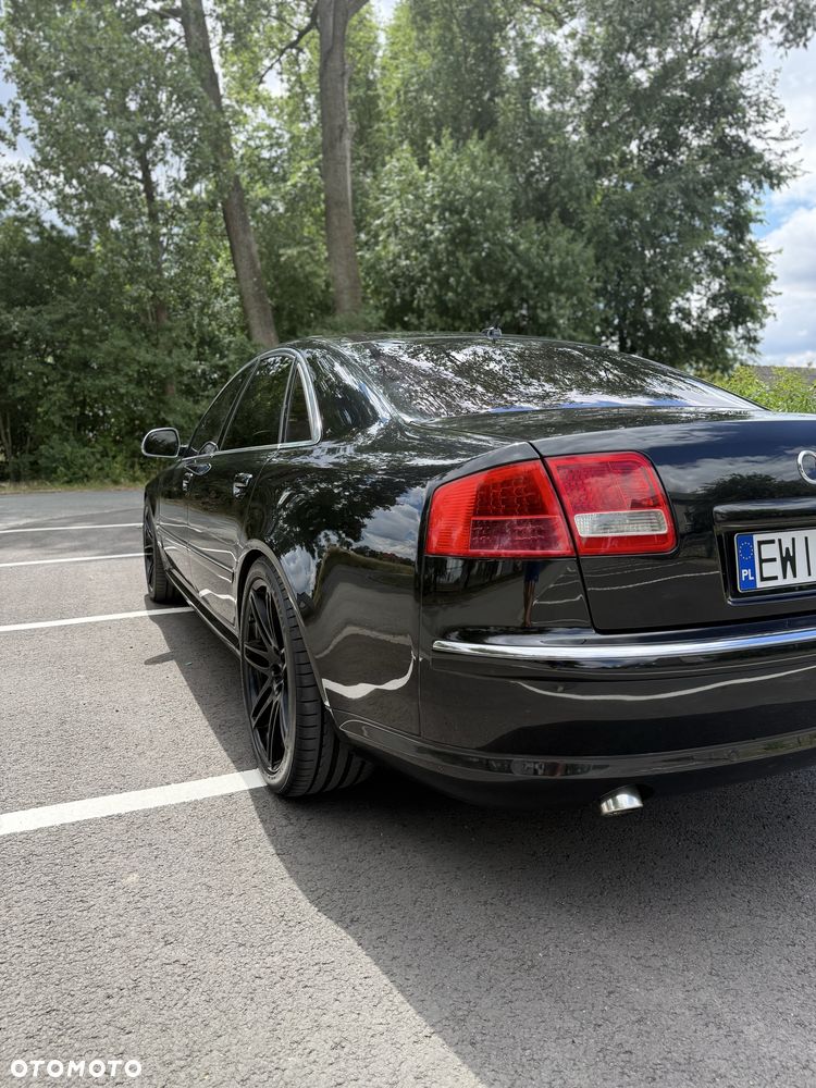 Audi A8 - 2