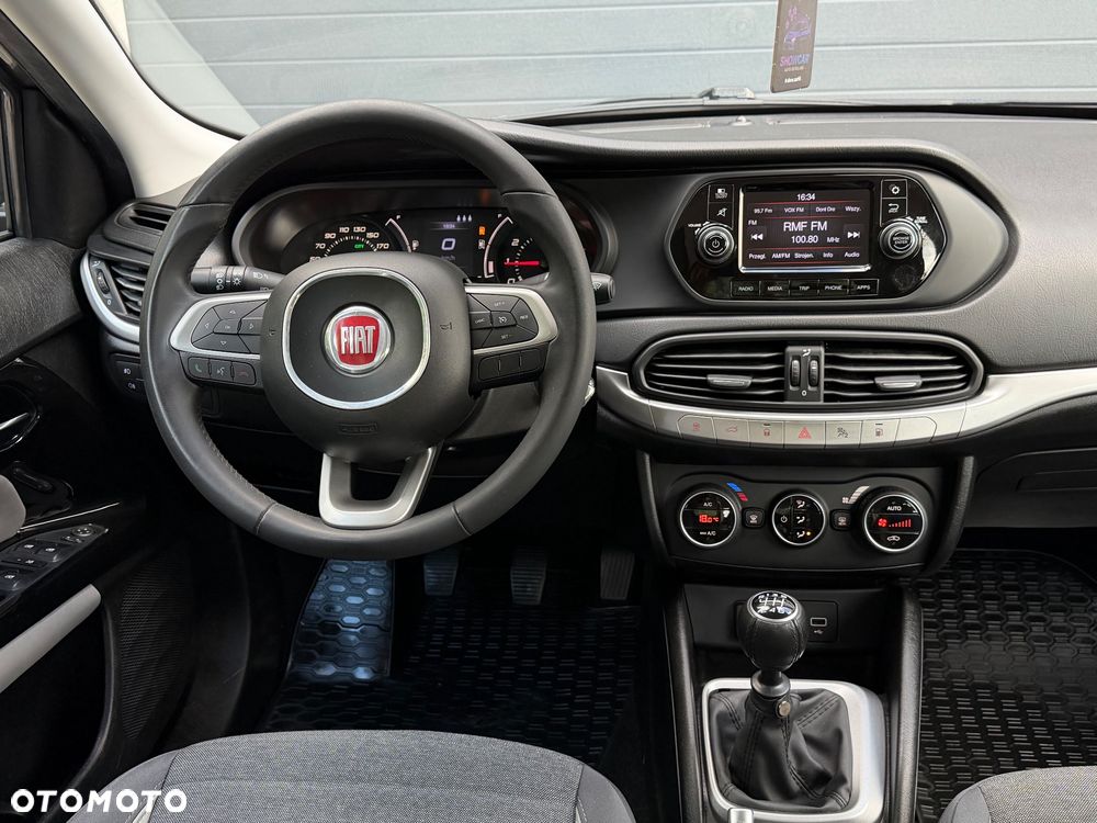 Fiat Tipo 1.4 T-Jet 16v Lounge - 9