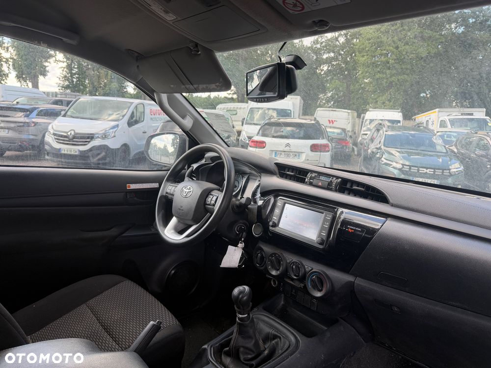 Toyota Hilux 2.4 D-4D Double Cab DLX 4x4 - 8
