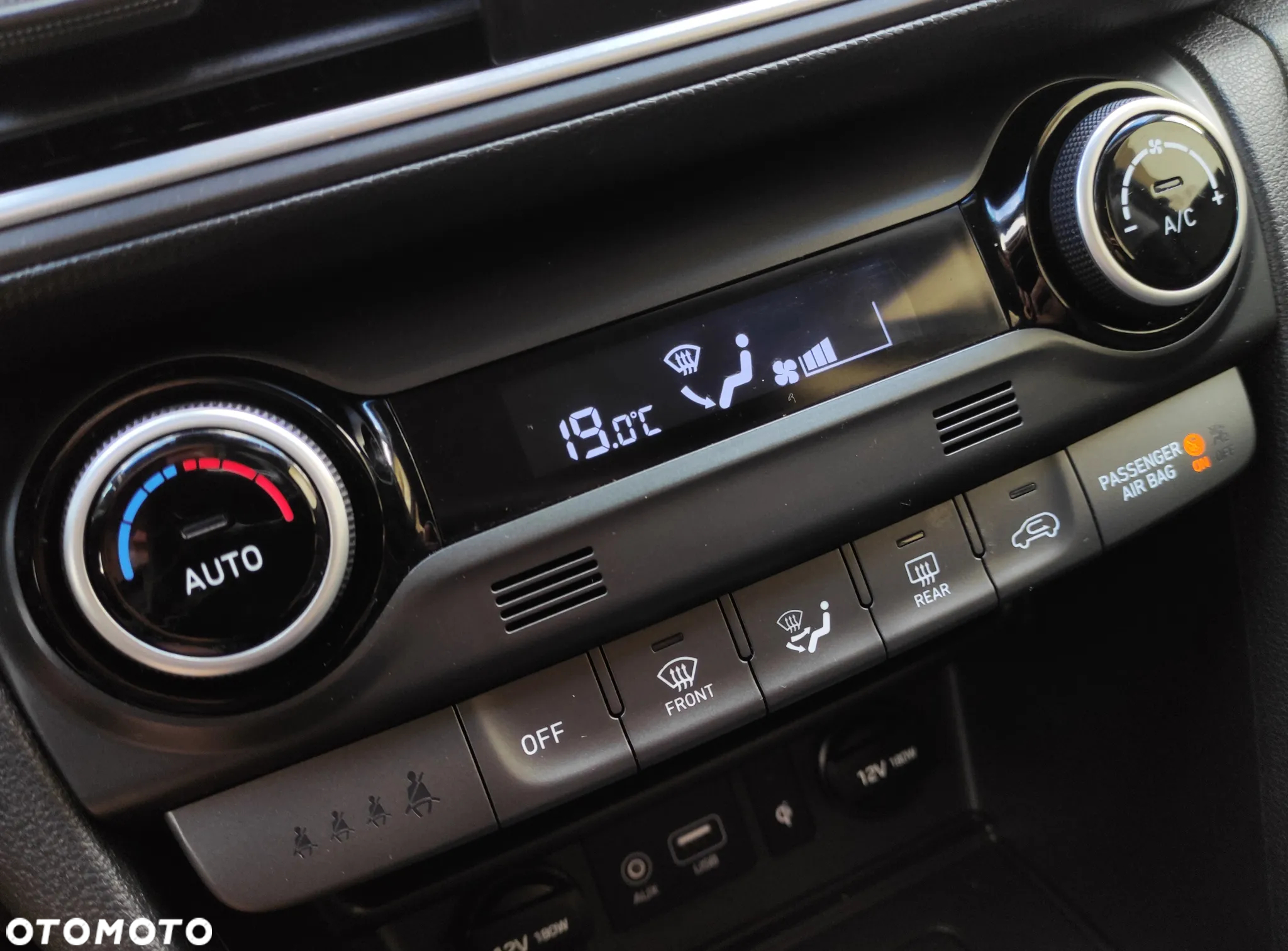 Hyundai Kona - 13