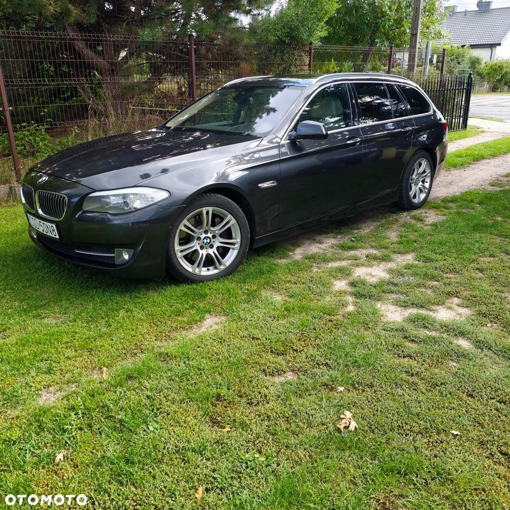 BMW Seria 5 530d Luxury Line - 2