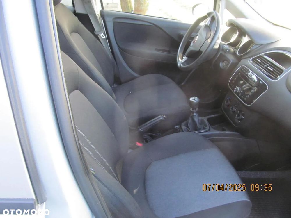 Fiat Punto 1.4 Easy Pakiet Easy Plus S&S - 4