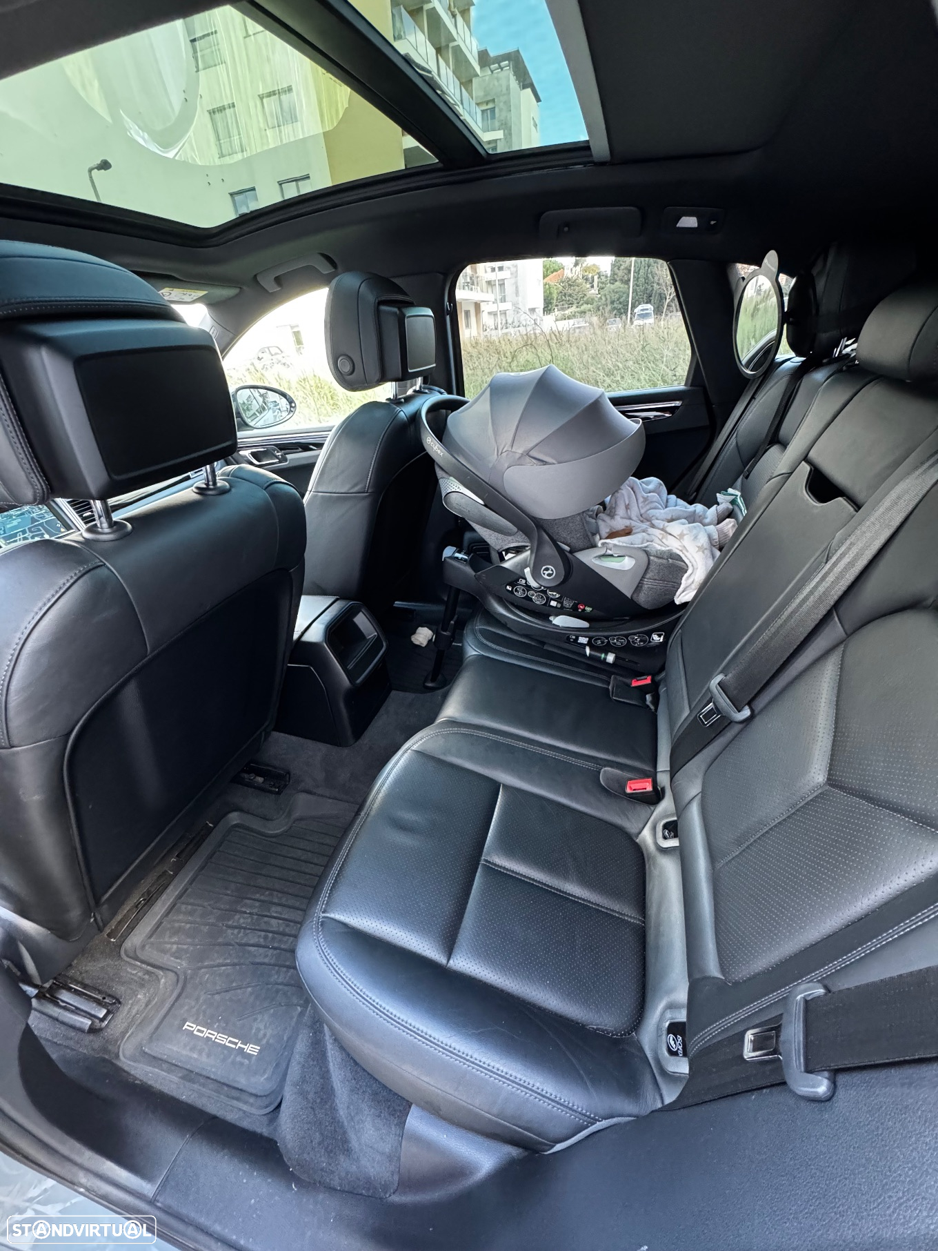 Porsche Macan S - 24