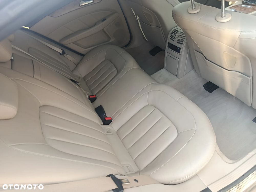 Mercedes-Benz CLS 500 4Matic 7G-TRONIC - 20
