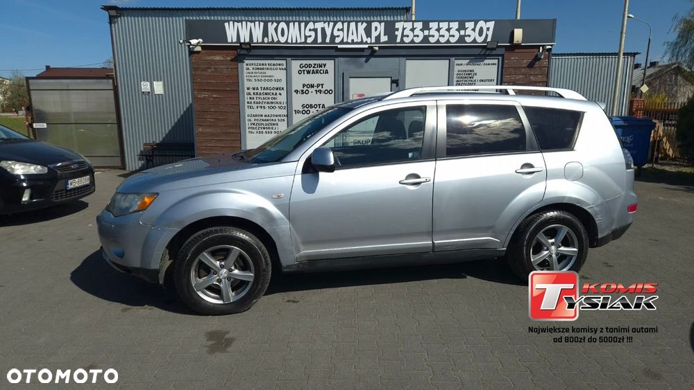 Mitsubishi Outlander - 1