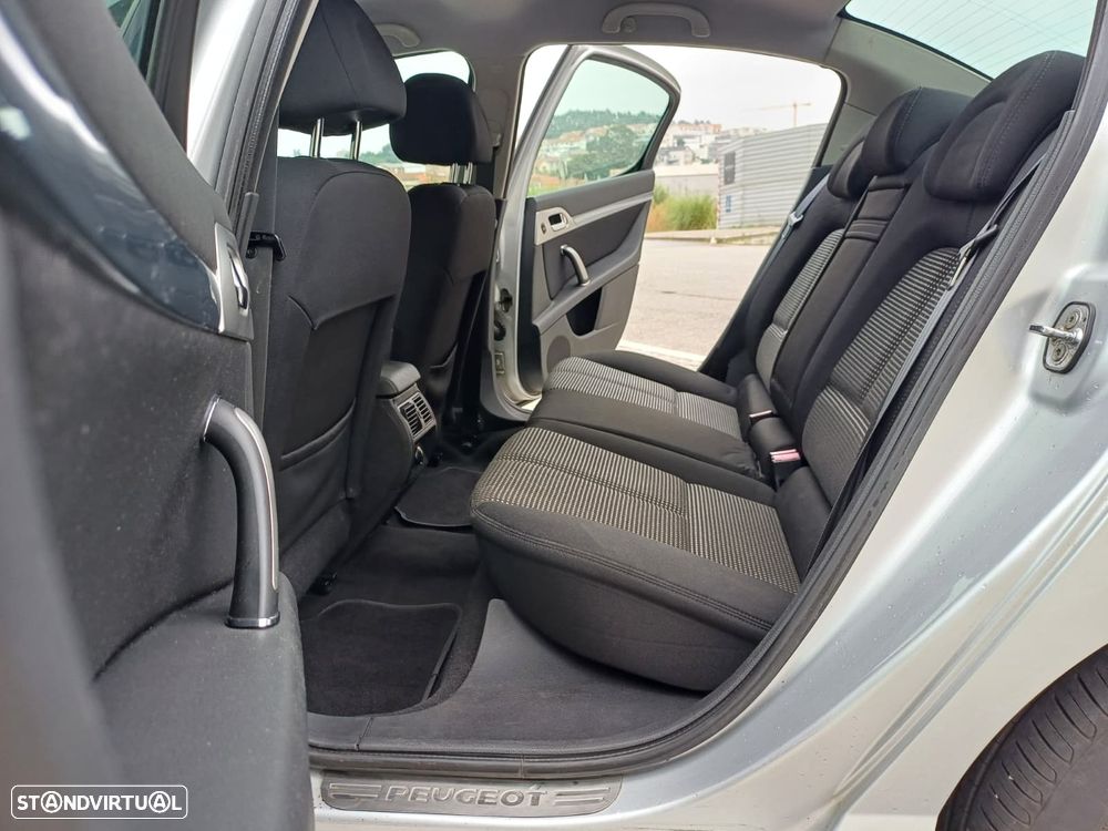 Peugeot 407 1.6 HDi Executive - 28