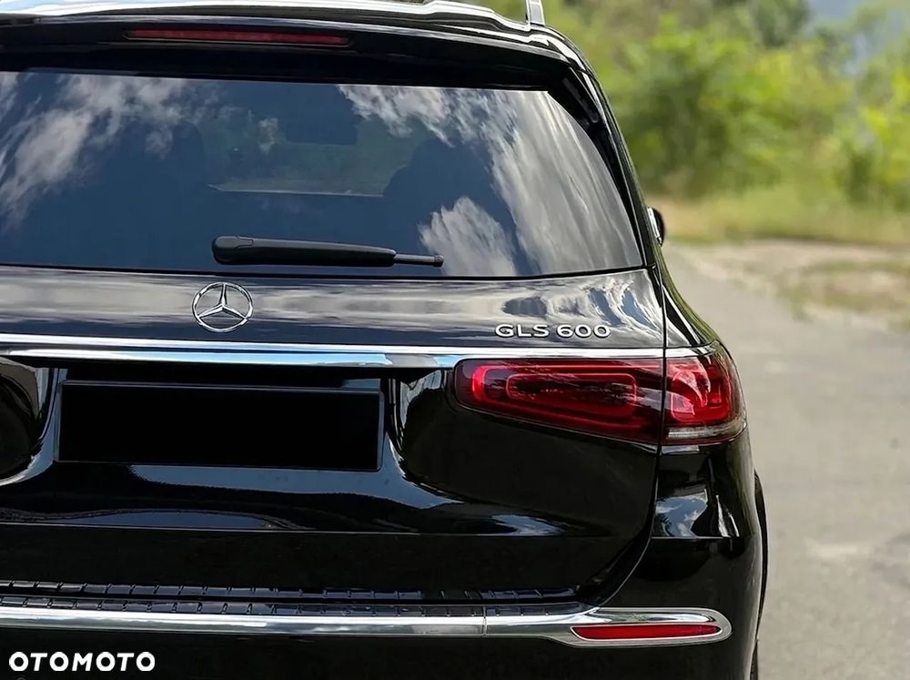 Mercedes-Benz GLS Maybach 600 4-Matic - 13