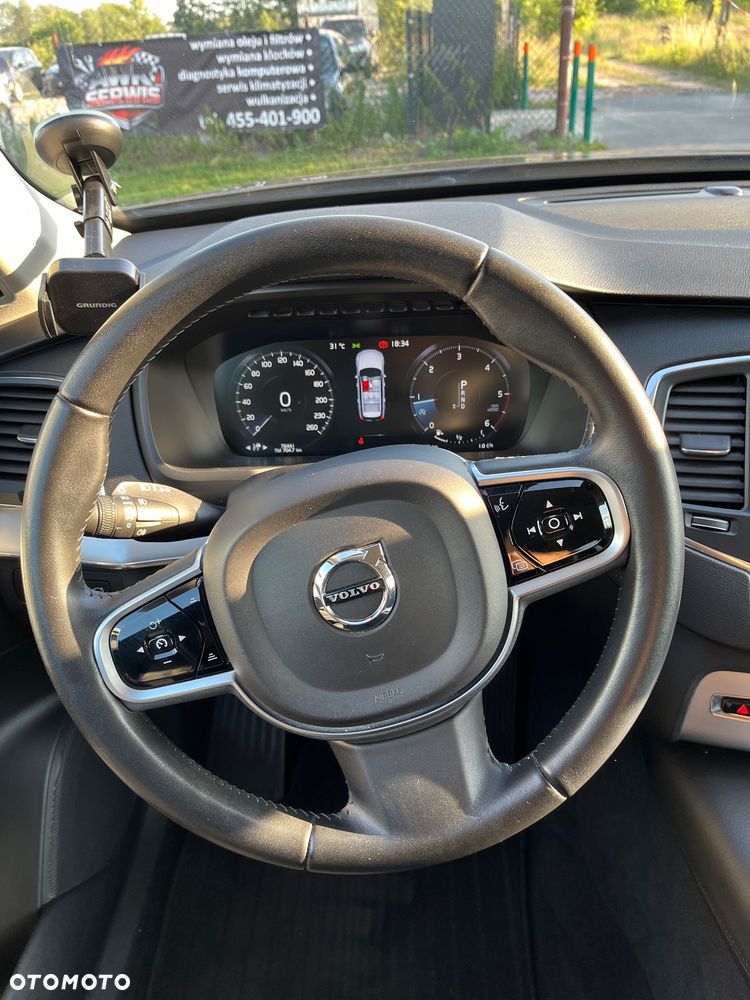 Volvo XC 90 - 11