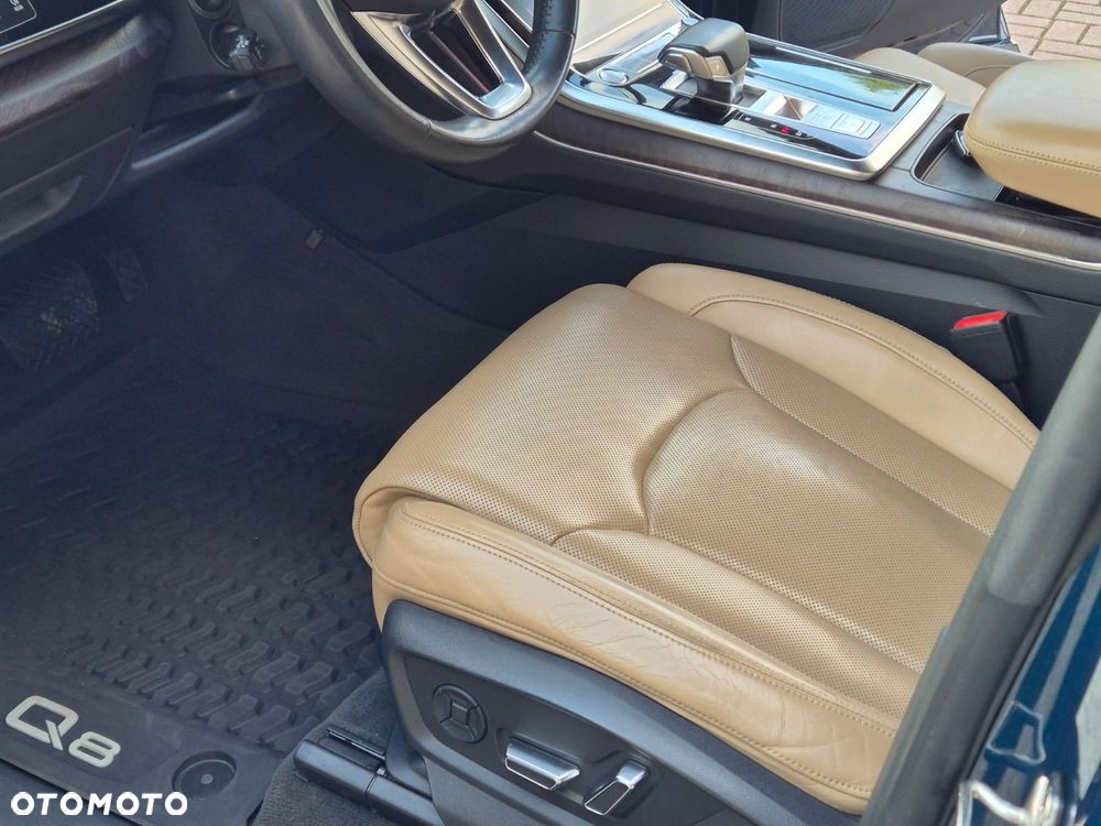 Audi Q8 - 21