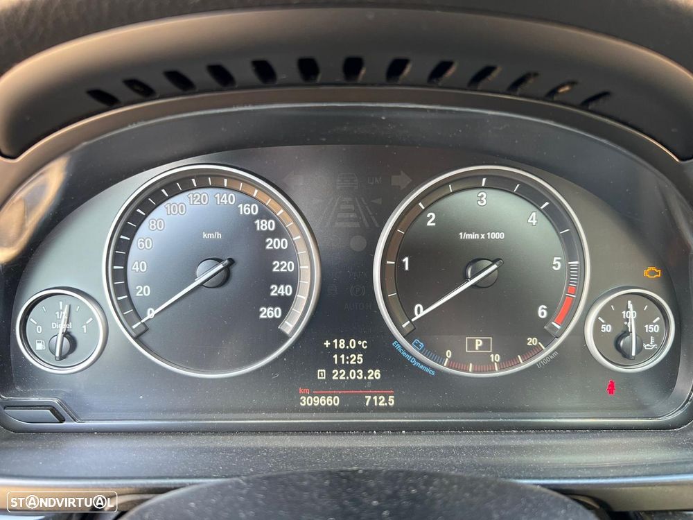 BMW 520 d Aut. Luxury Line - 14