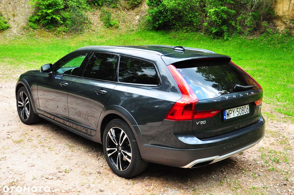 Volvo V90 Cross Country D4 AWD Pro - 3