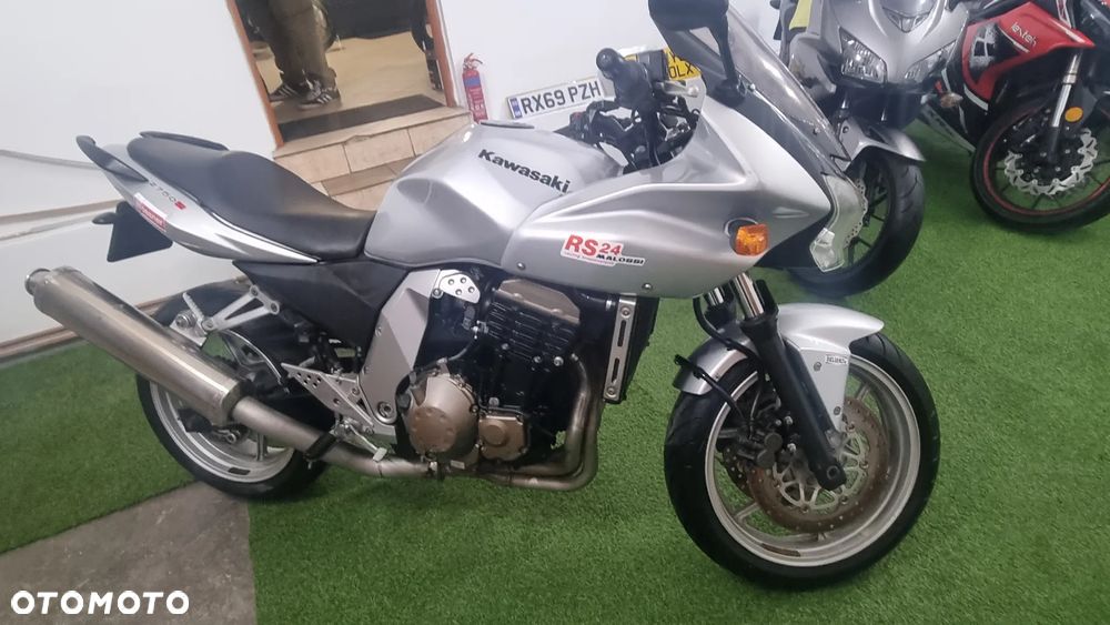 Kawasaki ZR - 2