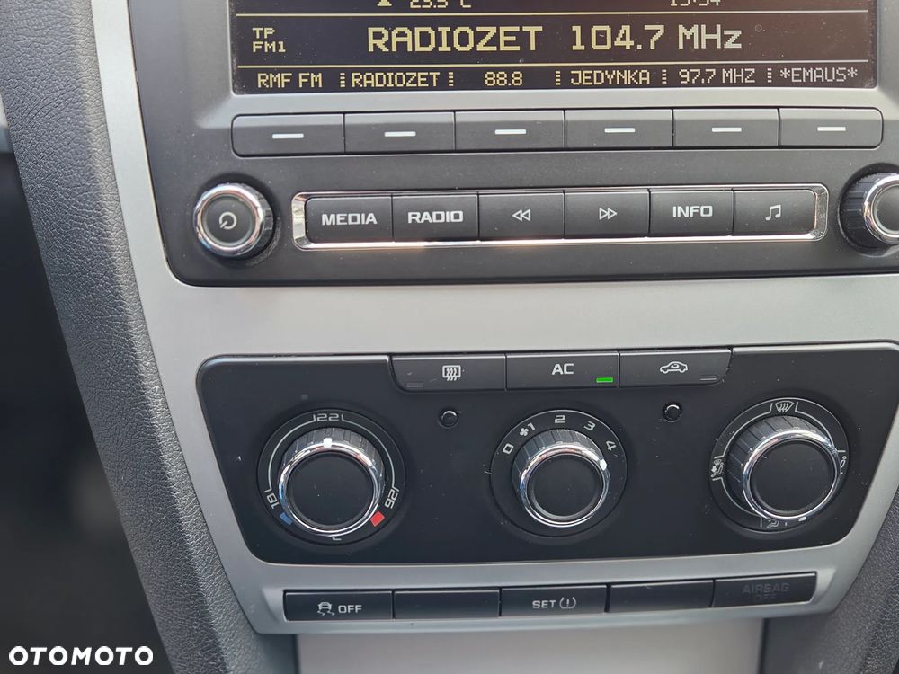 Skoda Octavia 1.4 TSI Ambiente - 23