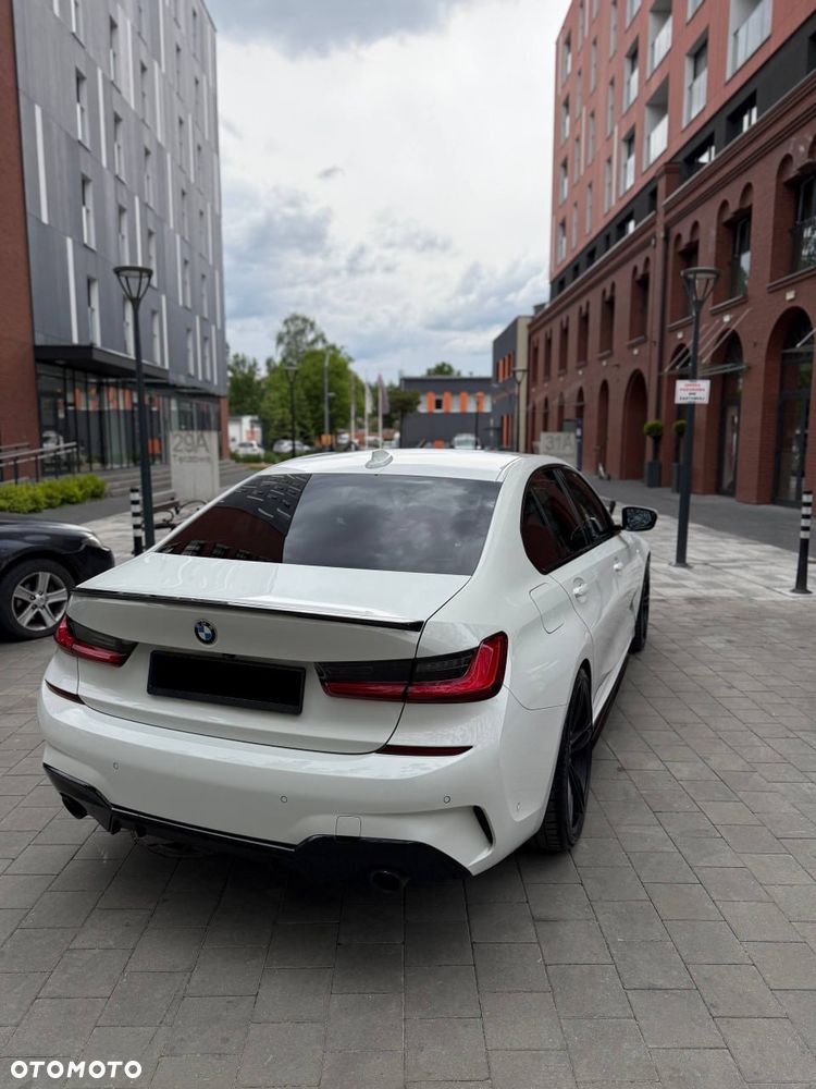 BMW Seria 3 330i M Sport sport - 4