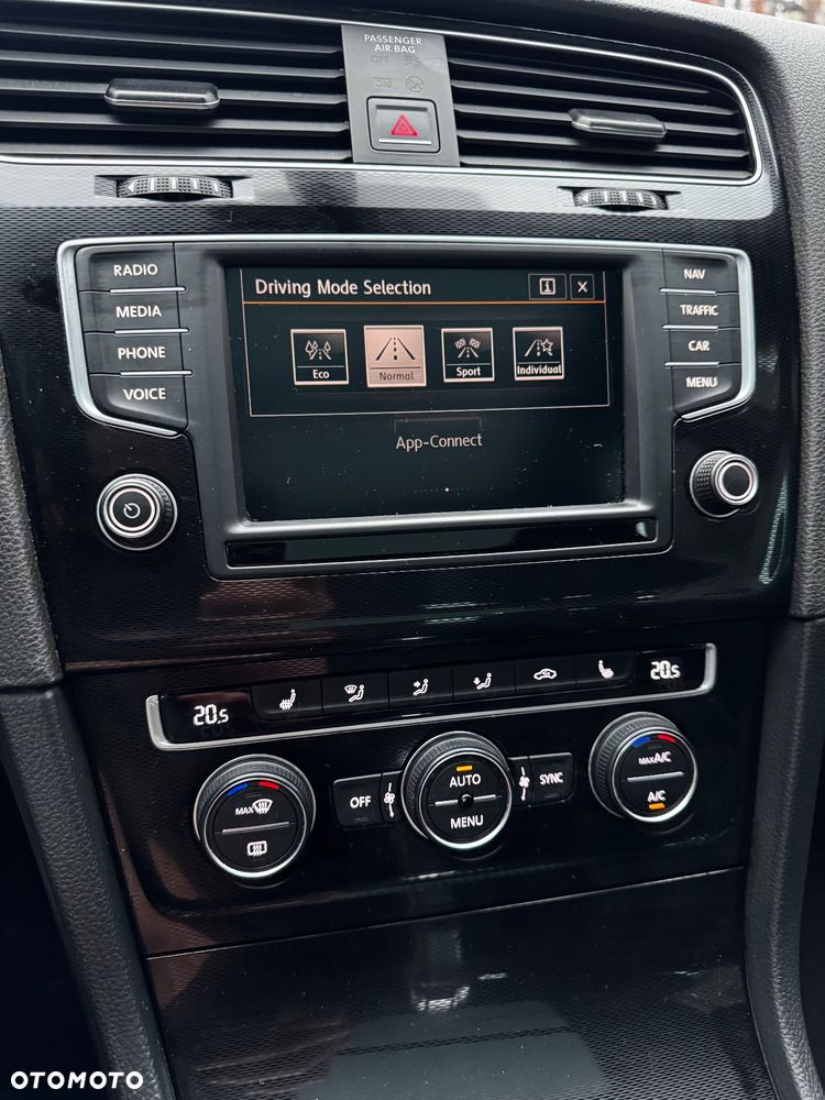 Volkswagen Golf GTD (BlueMotion Technology) DSG - 21