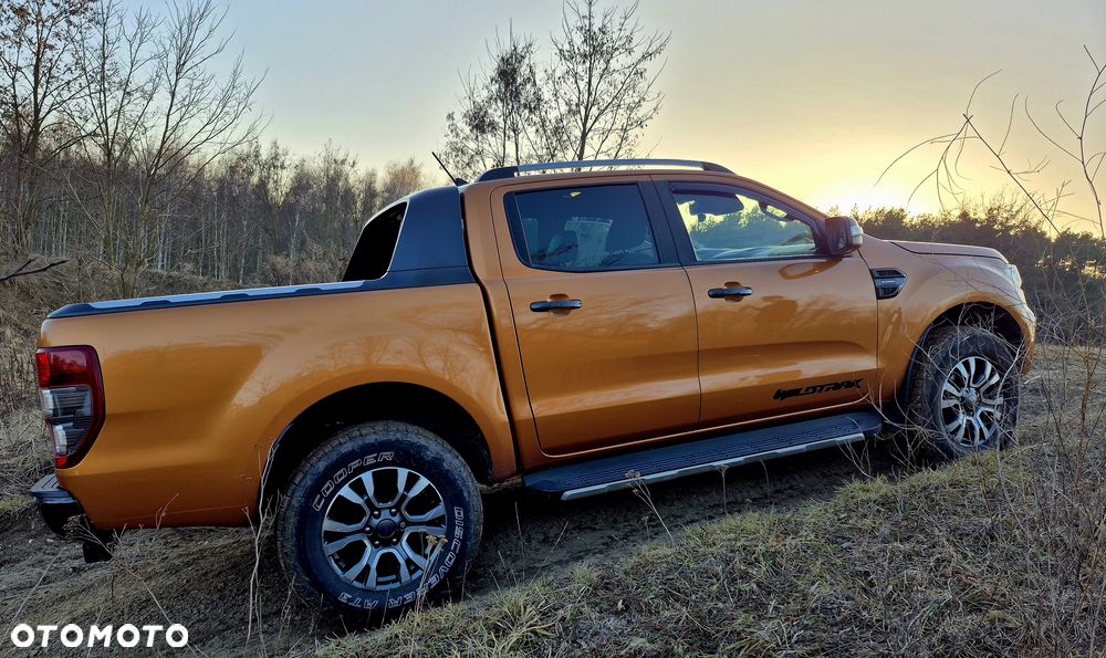 Ford Ranger 2.0 EcoBlue 4x4 DC Wildtrak - 4