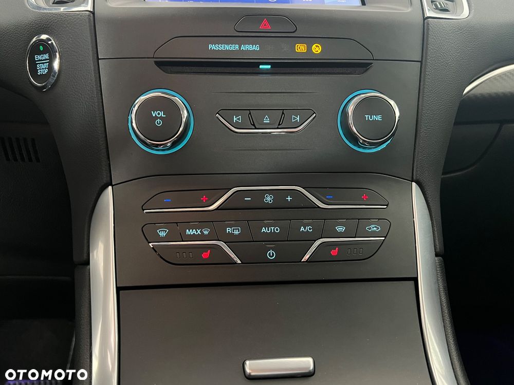 Ford S-Max 2.0 EcoBlue Titanium - 33