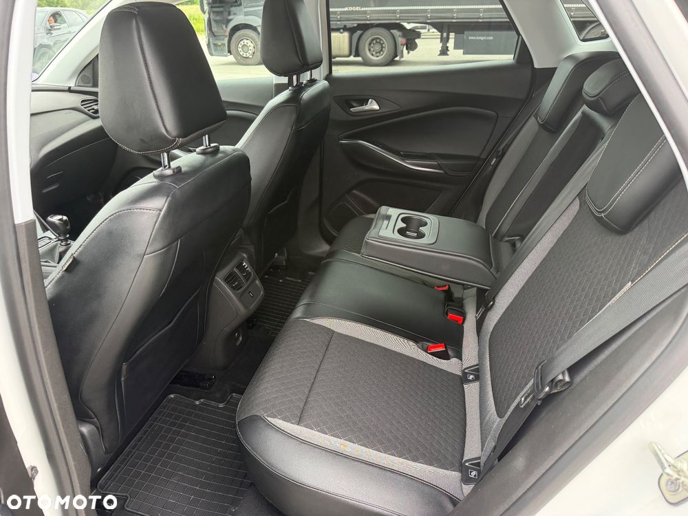 Opel Grandland X 1.2 Start/Stop INNOVATION - 21