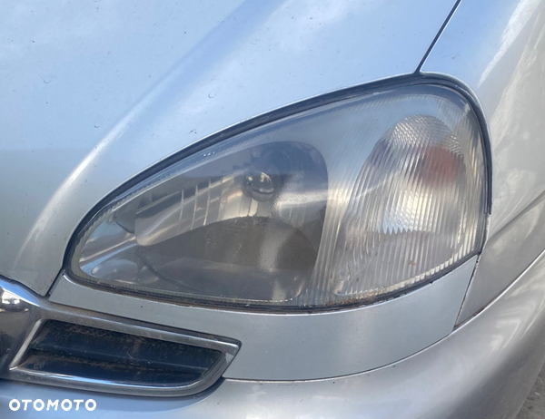 Daewoo Tacuma 2001r Lampa lewa prawa przód