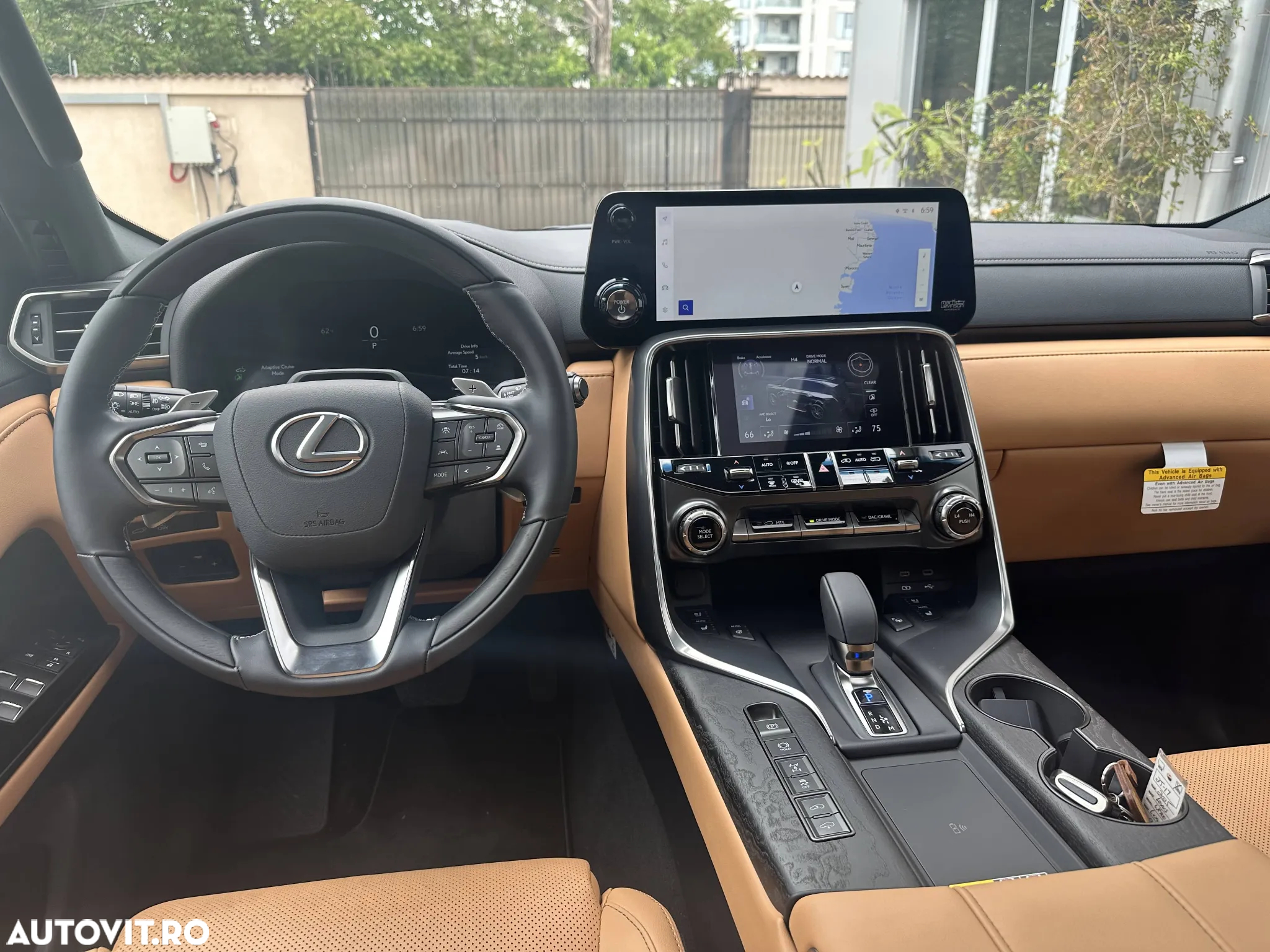 Lexus Seria LX - 25