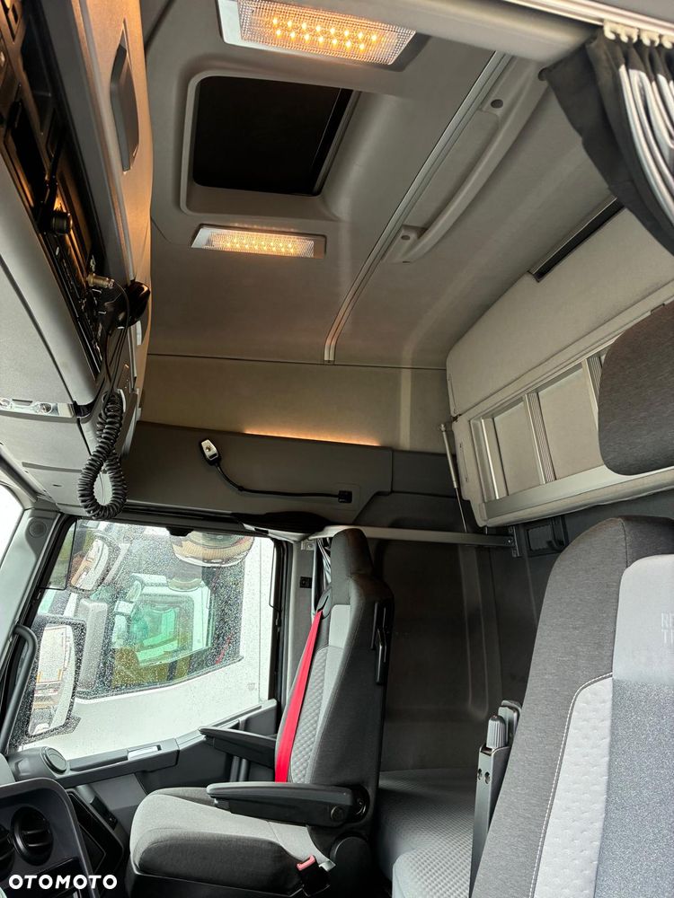 Renault T480 X-LOW High Sleeper Cab EVO - 16