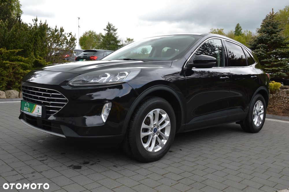 Ford Kuga 2.0 EcoBlue 4x4 TITANIUM - 2