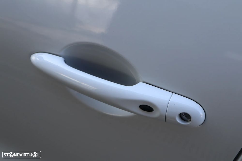 Renault Clio dCi 90 Limited - 6