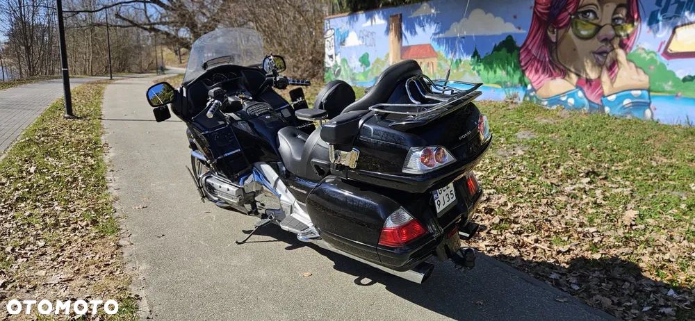 Honda GL - 13