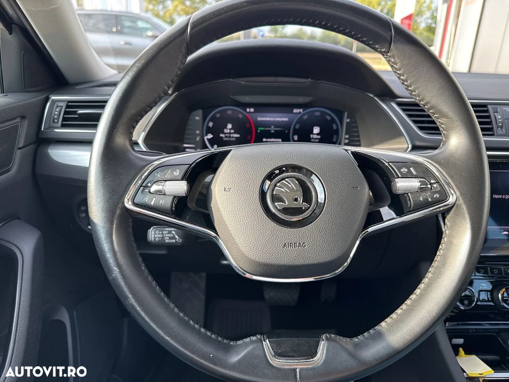 Skoda Superb 2.0 TDI DSG Ambition - 19