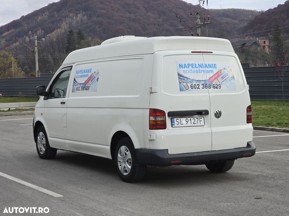 Volkswagen Transporter - 2