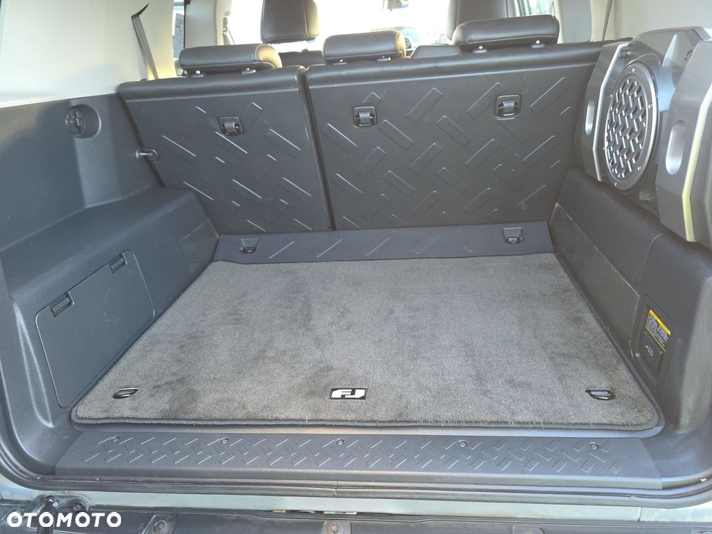 Toyota FJ - 14