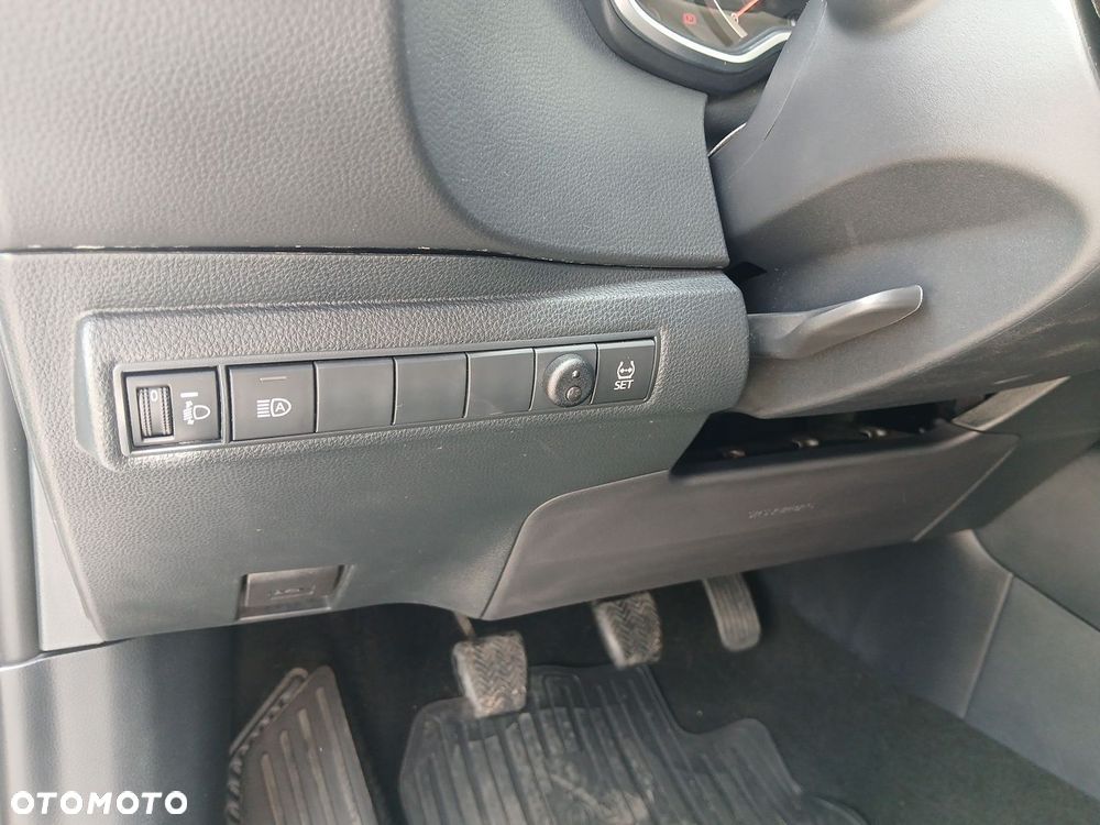 Toyota Corolla - 23