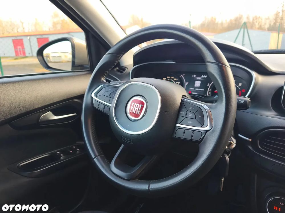 Fiat Tipo 1.4 T-Jet Lounge - 36