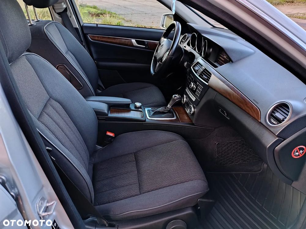 Mercedes-Benz Klasa C 200 T Kompressor Automatik Elegance - 18