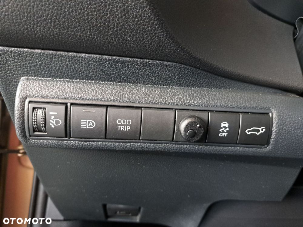 Toyota Corolla 1.8 Hybrid Style - 36