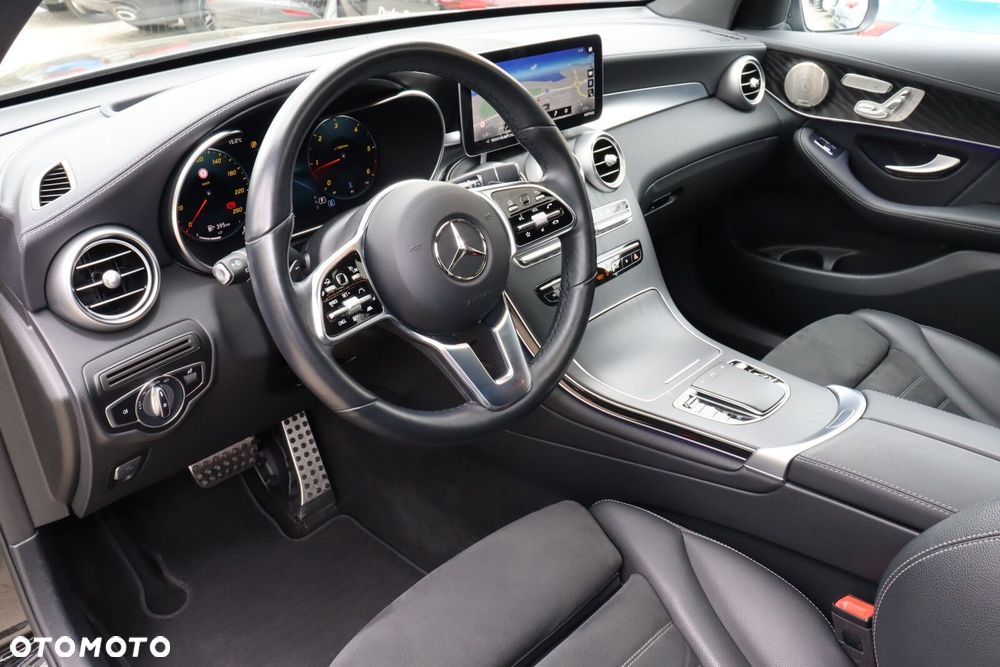 Mercedes-Benz GLC - 9