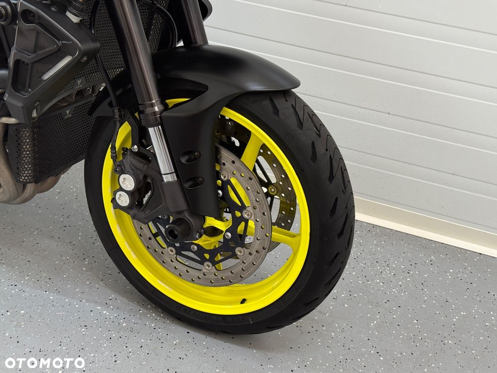 Yamaha MT - 14