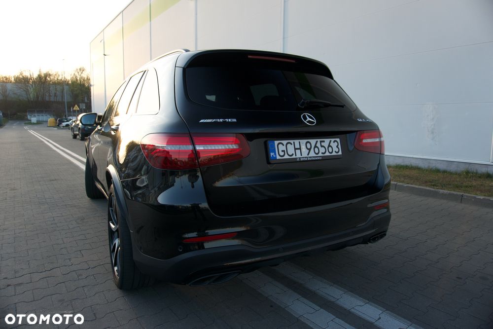 Mercedes-Benz GLC - 17