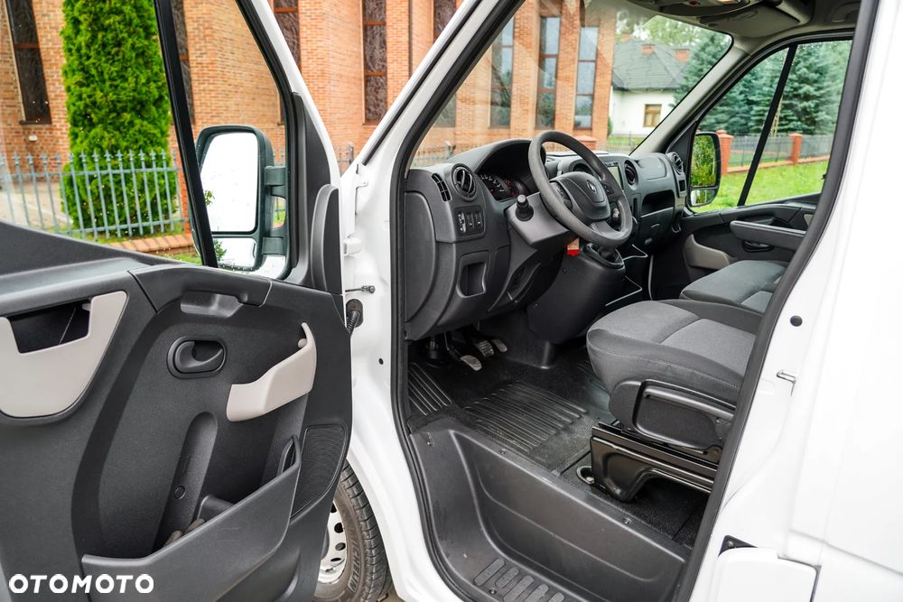 Renault Master III 130 L3H2 - 30