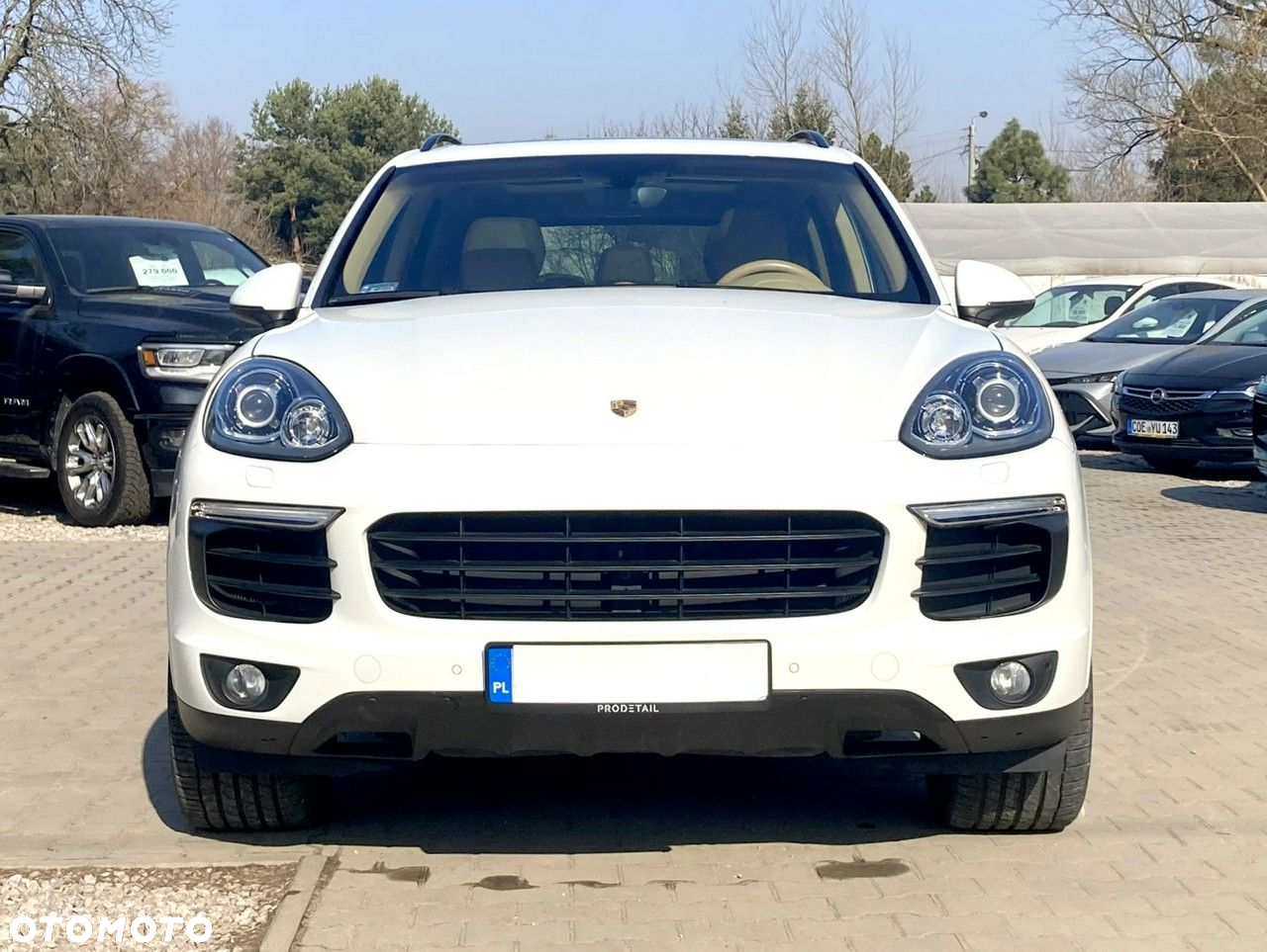 Porsche Cayenne - 2