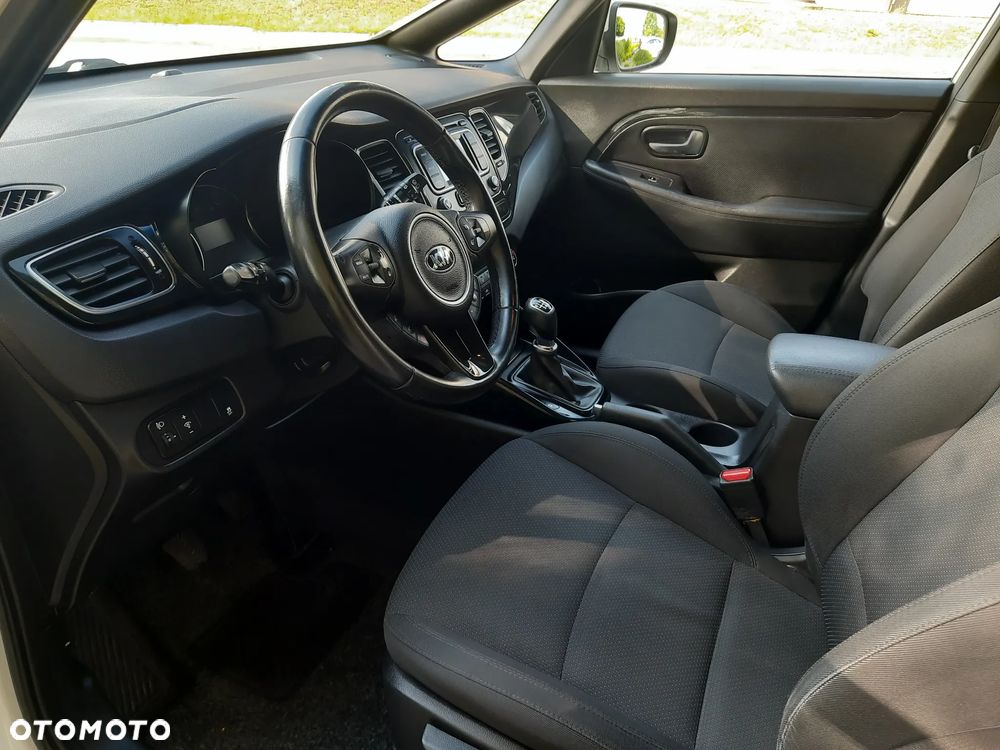 Kia Carens 1.7 CRDi 115 Fifa World Cup Edition - 12
