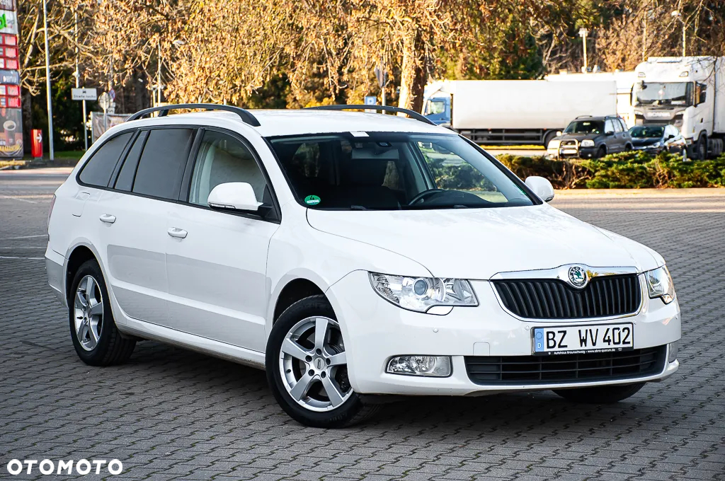 Skoda Superb 2.0 TDI Business - 2