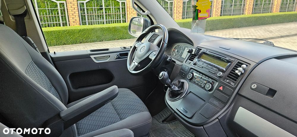 Volkswagen Multivan - 5
