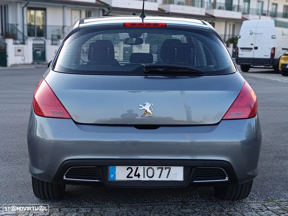 Peugeot 308 - 4