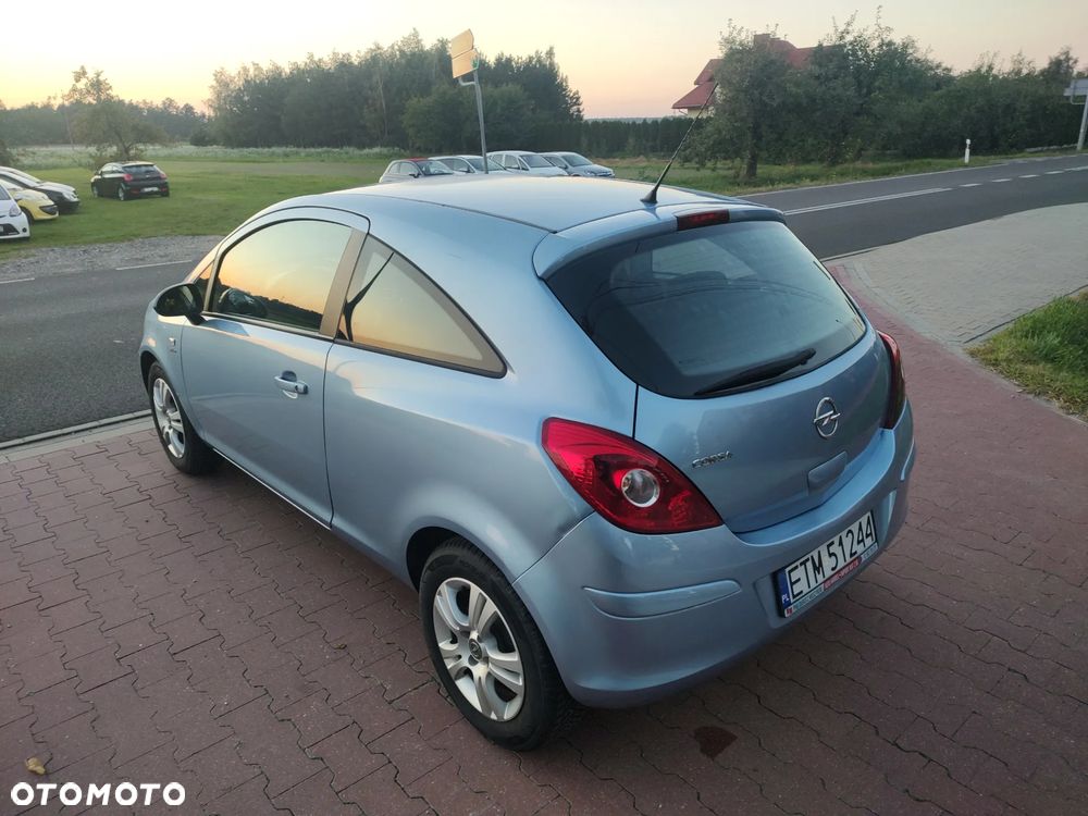 Opel Corsa - 11