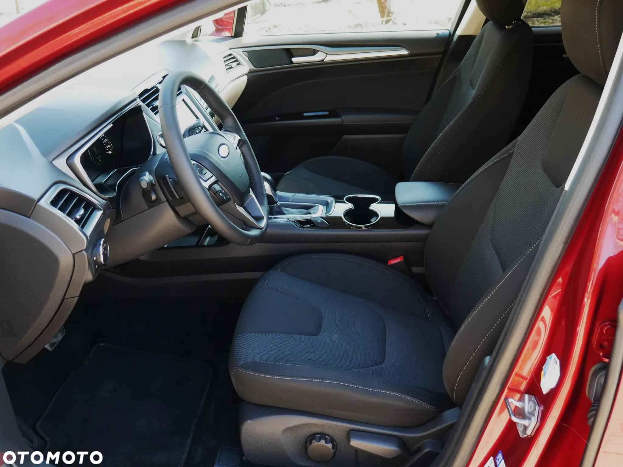 Ford Mondeo 2.0 TDCi Titanium 4WD PowerShift - 19